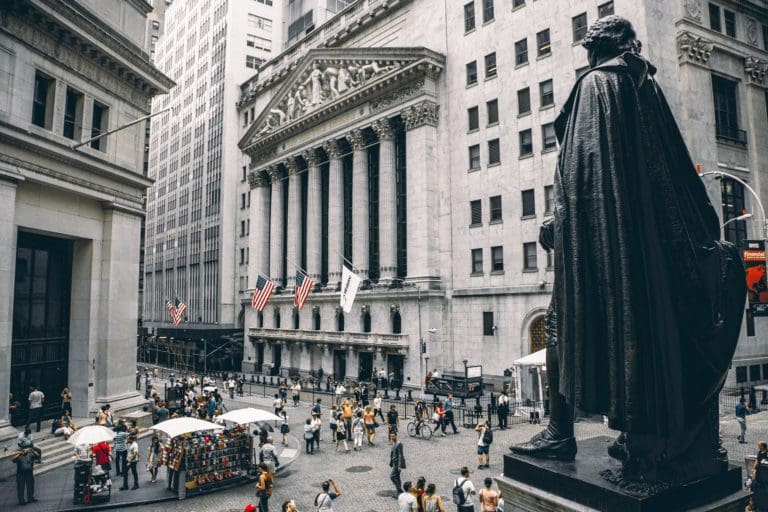 Weak Economic Outlook contributes to significant decline in US Stock Market